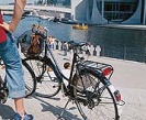 Bild: Fahrrad am Reichstagsgebäude