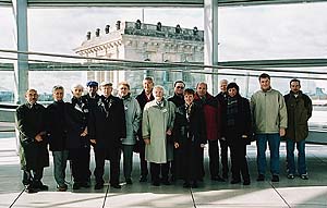 Fototermin für die Gewinner in der Kuppel des Reichstagsgebäudes.