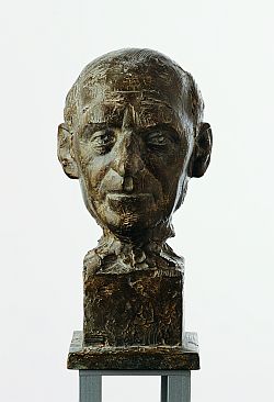 Wieland Förster: Bust of the Physician Dr. Benno Hallauer