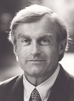 Portraitfoto Dr. Helmut Haussmann