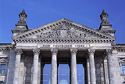 Westportal des Reichstagsgebäudes, Klick vergrößert Bild