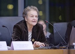Ausschussvorsitzende Dr. Herta Däubler-Gmelin (SPD)