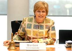 Photo: La présidente Ulrike Merten