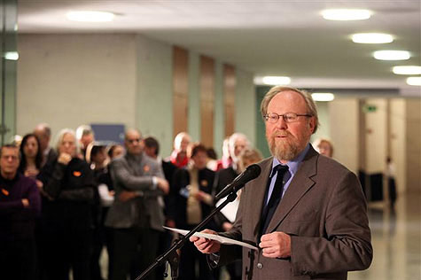 Bundestagsvizepräsident Wolfgang Thierse eröffnete die Ausstellung.