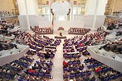 Blick in den Plenarsaal whrend einer Sitzung des Bundestages