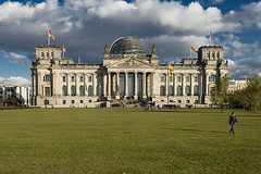 Blick auf Westfront des Reichstagsgebudes