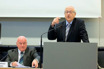 Bundeswirtschaftsminister Rainer Brderle (re.) und Vorsitzender Ernst Hinsken