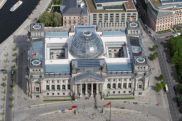 Luftaufnahme des Reichstagsgebudes