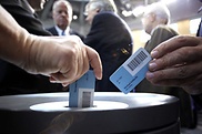 التصويت بذكر الاسم واستعمال بطاقات الاقتراع