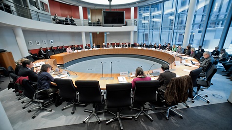 Sitzungssaal eines Ausschusses