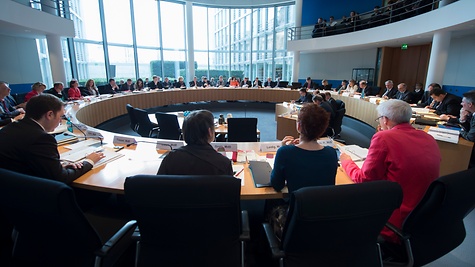 © Sitzung des Ausschusses für Verkehr und digitale Infrastruktur