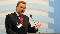 Franz Thönnes (SPD) leitet die deutsche Delegation zur Ostseeparlamentarierkonferenz.