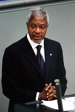 Besuch Kofi Annans im Deutschen Bundestag am 28.02.2002, Kofi Annan am Rednerpult