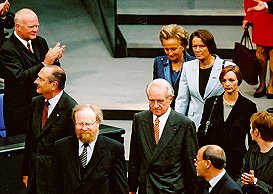 Ankunft der französichen Staatsgäste, des Bundespräsidentenpaars und des Bundestagspräsidenten im Plenarsaal
