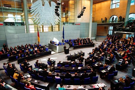 Besuch Kofi Annans im Deutschen Bundestag am 28.02.2002, Plenarsaal