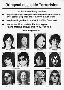 Fahndungsplakat mit den Portraits von gesuchten mutmaßlichen Terroristinnen