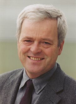 Dr. Hermann Kues