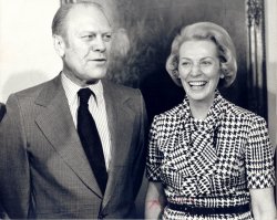 Annemarie Renger mit dem Vizepräsidenten der USA Gerald R. Ford