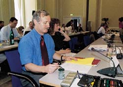 Donnerstag, 5. Juli 2001, 10.00 Uhr: Sitzung des 1. Untersuchungsausschusses, Max Stadler, FDP.