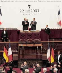 Das Sitzungspräsidium in Versailles