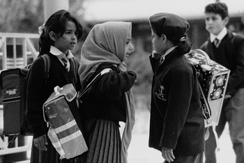 Muslimische Schulmädchen in Bonn