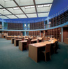 Der Bibliothekslesesaal im Marie-Elisabeth-Lüders-Haus, Foto: Deutscher Bundestag / studio kohlmeier