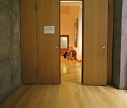 Bild: Tür zum Sitzungssaal