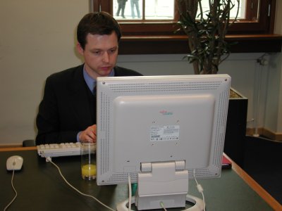 Photographie von Herrn Silberhorn, CDU/CSU während der Onlinekonferenz