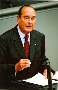 Jacques Chirac während seiner Rede am Rednerpult