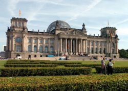 Fotografie: Westportal des Reichstagsgebäudes