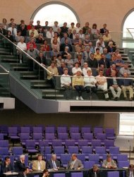 Photography: Visitors to a plenary sitting