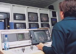 Regieraum des Parlamentfernsehens im Reichtagsgebäude unterhalb des Plenarsaals.