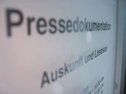 Hinweisschild der Pressedokumentation