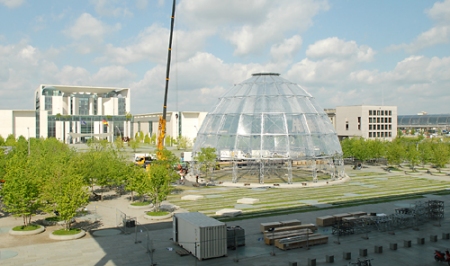 Bau der Bundestagsarena vor dem Paul-Löbe-Haus