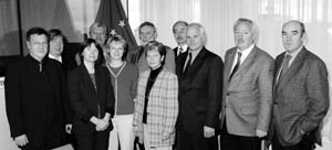 v.l.n.r.Holger Ortel, Heino Wiese, Ulrike Höfken, Matthias Weisheit, Heidi Wright, Franz Fischler, Marita Sehn, Helmut Heiderich, Peter Bleser, Heinrich-Wilhelm Ronsöhr und Norbert Schindler