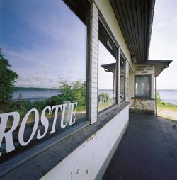 Kollund, Verlassenes Strandhotel.