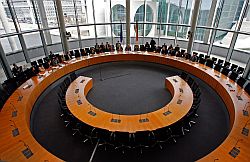 Der BND-Untersuchungsausschuss des Bundestages konstituiert sich am Freitag (07.04.2006) im Paul Löbe Haus