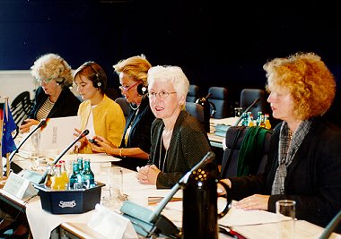 Chair Christel Hanewinckel and others during the opening