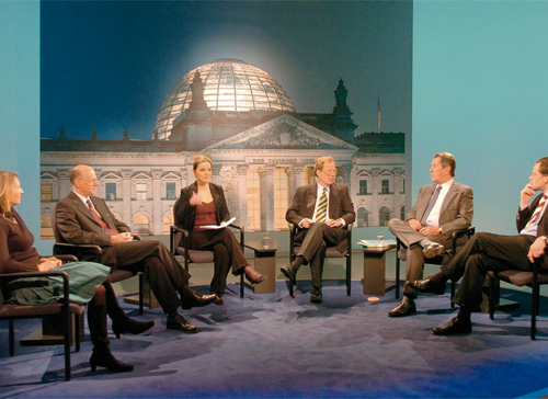 Studio des Parlamentsfernsehens während der Sendung.