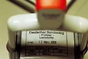 Bild: Stempel mit der Aufschrift: Deutscher Bundestag - Polizei - Leitstelle
