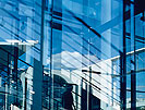 Bild: Klare Strukturen: Spiegelungen in einer Glaswand des Paul Löbe Hauses.