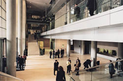 Das Ostfoyer des Reichstagsgebäudes - Zugang für Parlamentarier, Minister, Staatsgäste.