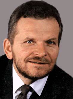 Portraitfoto Dr. Uwe-Jens Rössel
