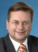 Portraitfoto Reinhard Grindel