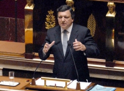 Foto: Präsident der Europäischen Kommission - Jose Manuel Barroso während einer Rede vor der Assemblee Nationale