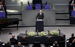 Bundestagspräsident Lammert hält am 25.01.2008 Eröffnungsrede zur Gedenkstunde für die Opfer des Nationalsozialismus