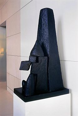 Leihgabe "Sculpture Architecturale" von Otto Freundlich