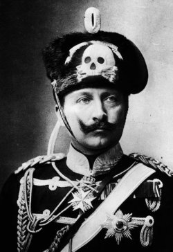Fotografie, 1901: Kaiser Wilhelm II in Husarenuniform