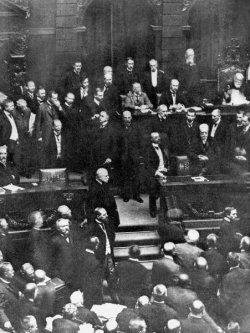 Fotografie: Reichstagssitzung vom 10.07.1909