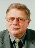 Portraitfoto Dr. Klaus W. Lippold